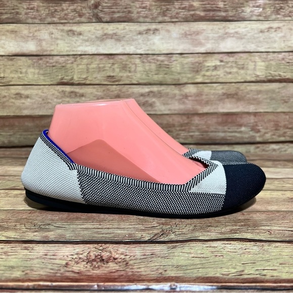 Rothy’s Captoe Round Flats - Picture 3 of 9